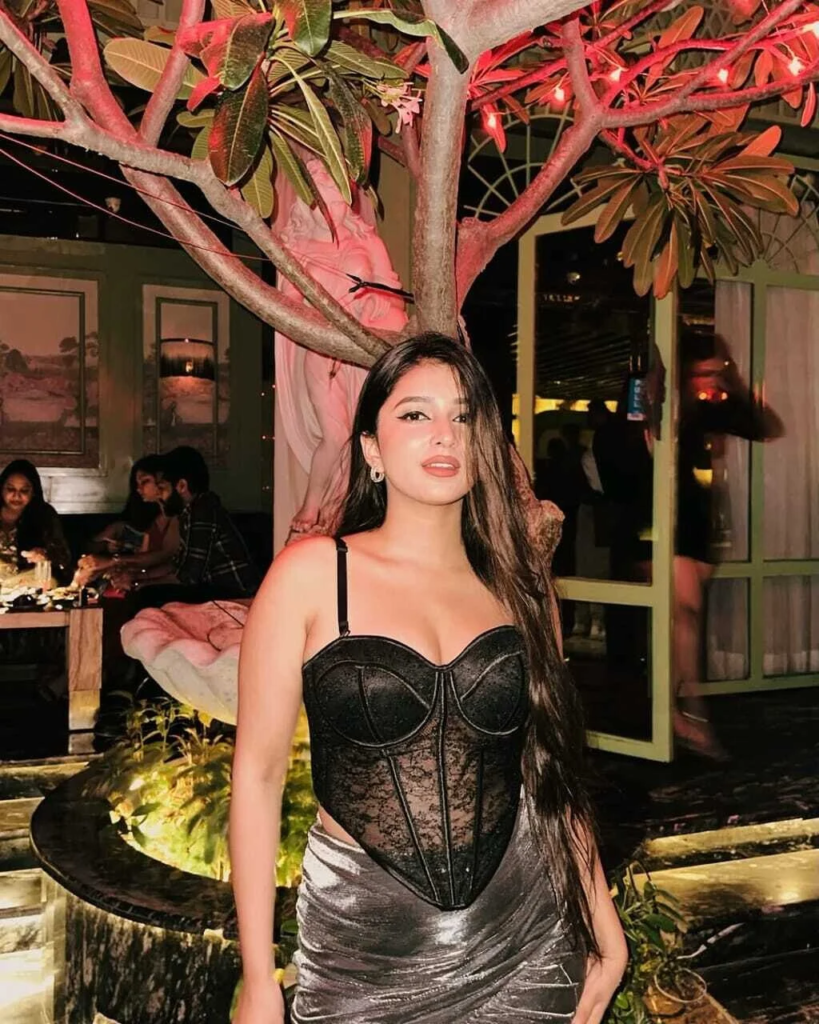 GFE escort available for dinner date