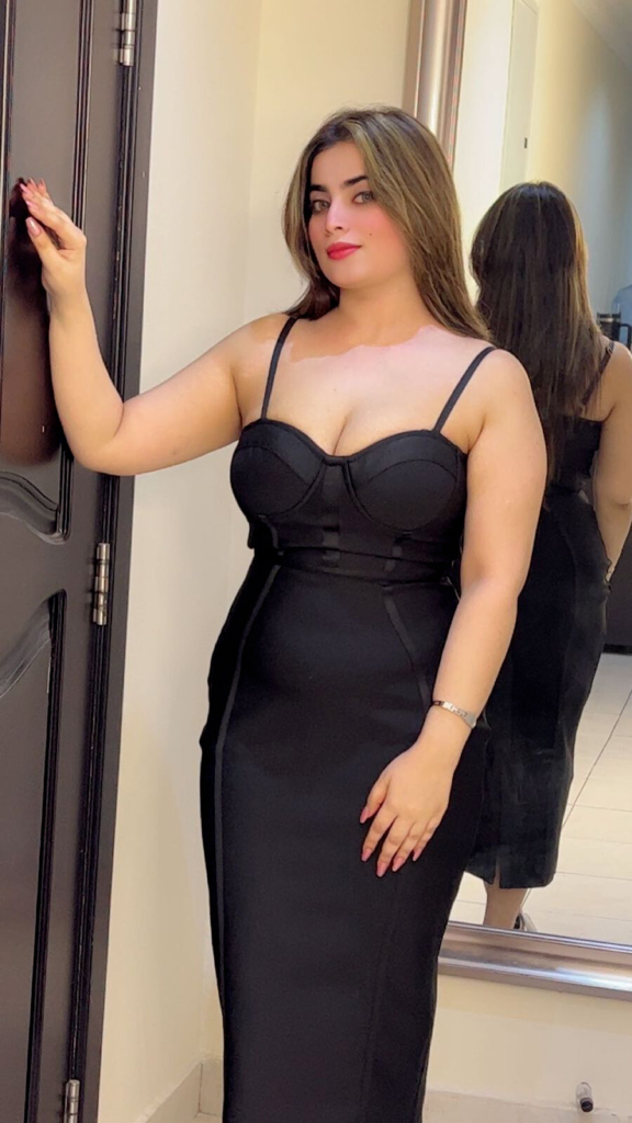 Big boobs escort in Lahore